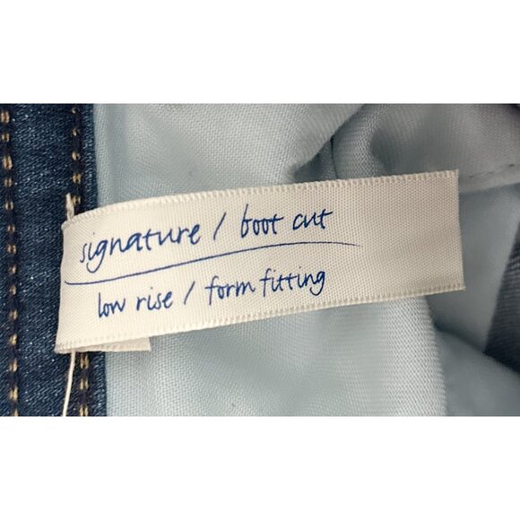 Women's Hudson Signature Boot Cut Low Rise Form Fitting Jeans - Picture 4 of 5